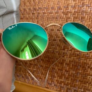 Ray-Ban -Gold Round Metal Frame Polarized lenses